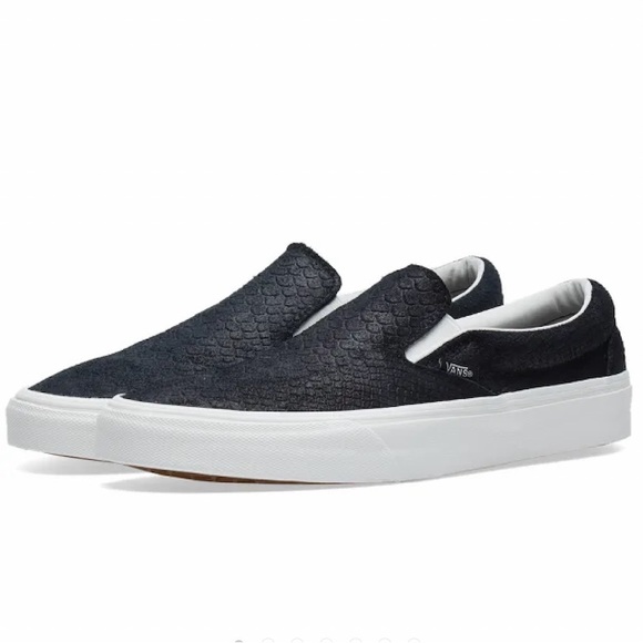 VANS Classic Black And Blanc Snake Print Slip On - Picture 2 of 8